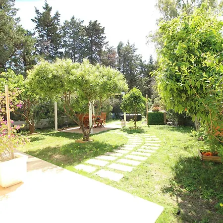 Capitana Garden Pergola Near The Quartu Sant'Elena
