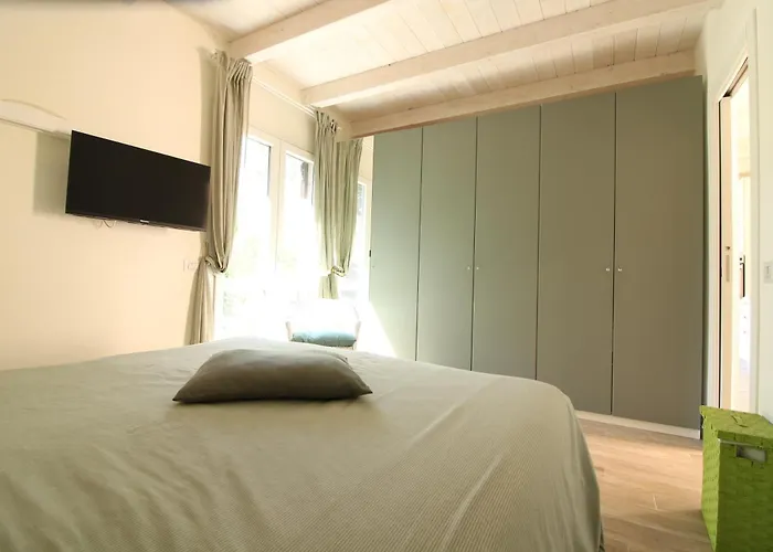 Boutique Garden Hideaway Romantic Pergola & Fast Wi-fi & Parking - Close To Beaches Quartu SantʼElena
